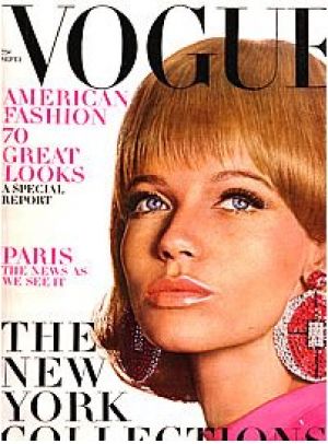 Vintage Vogue magazine covers - wah4mi0ae4yauslife.com - Vintage Vogue September 1966 - Veruschka.jpg